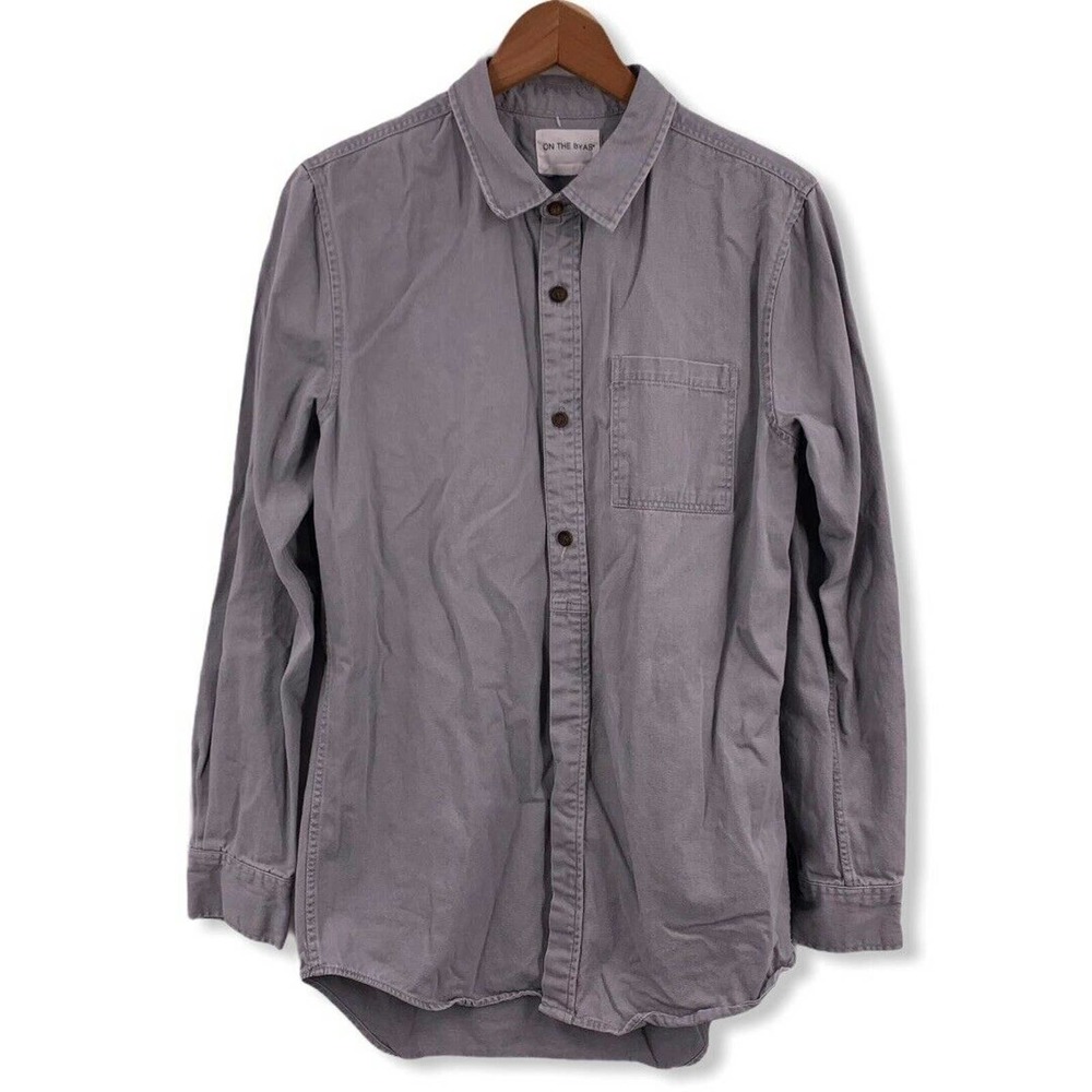 On The Byas Grey Button Front Shirt Small